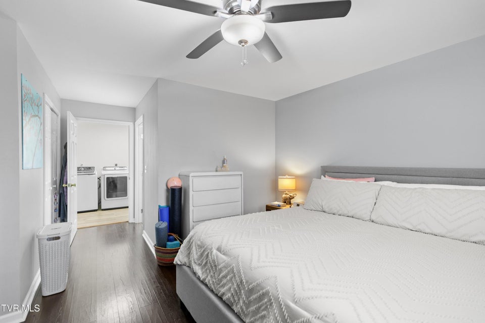 Photo #10: 211 Shady Lane Avenue