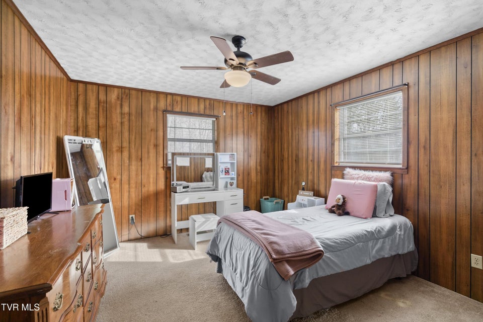 Photo #15: 211 Shady Lane Avenue