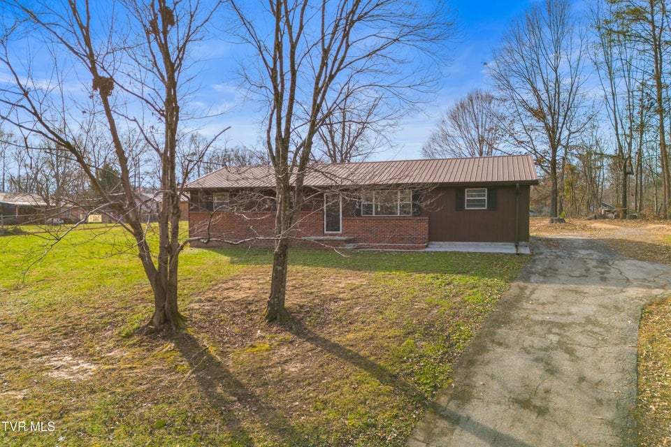 Photo #23: 211 Shady Lane Avenue