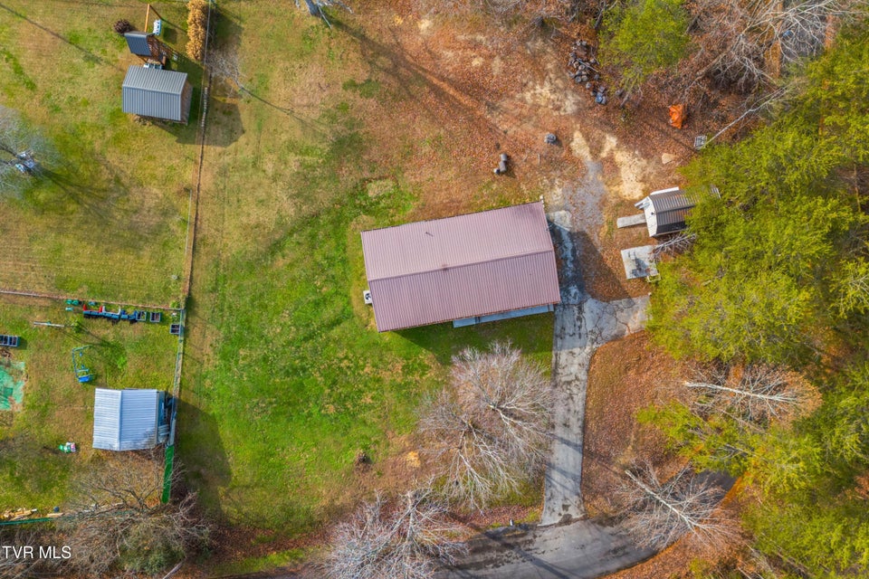 Photo #33: 211 Shady Lane Avenue