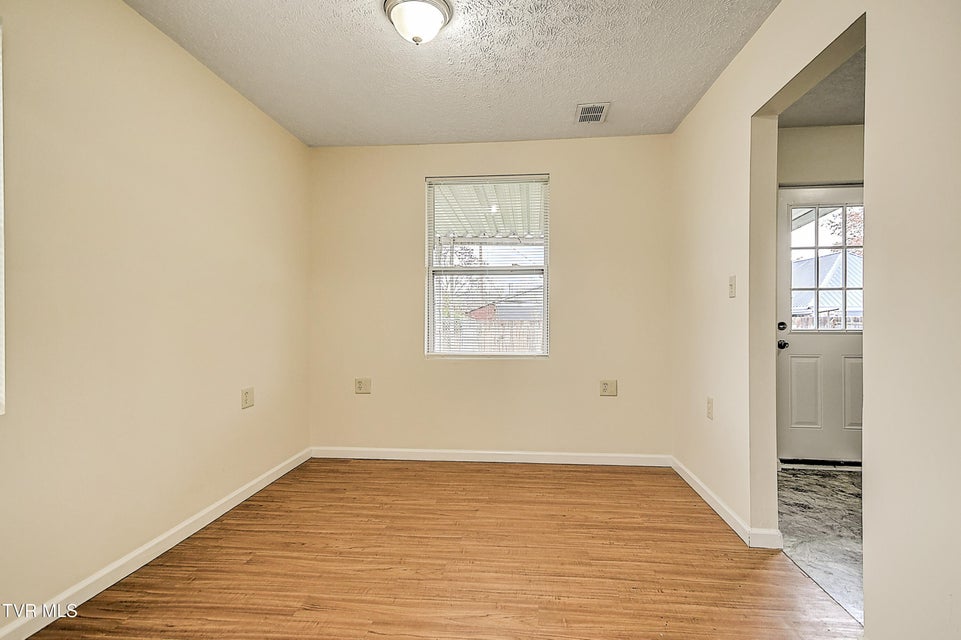 Photo #7: 508 Clinchfield Street