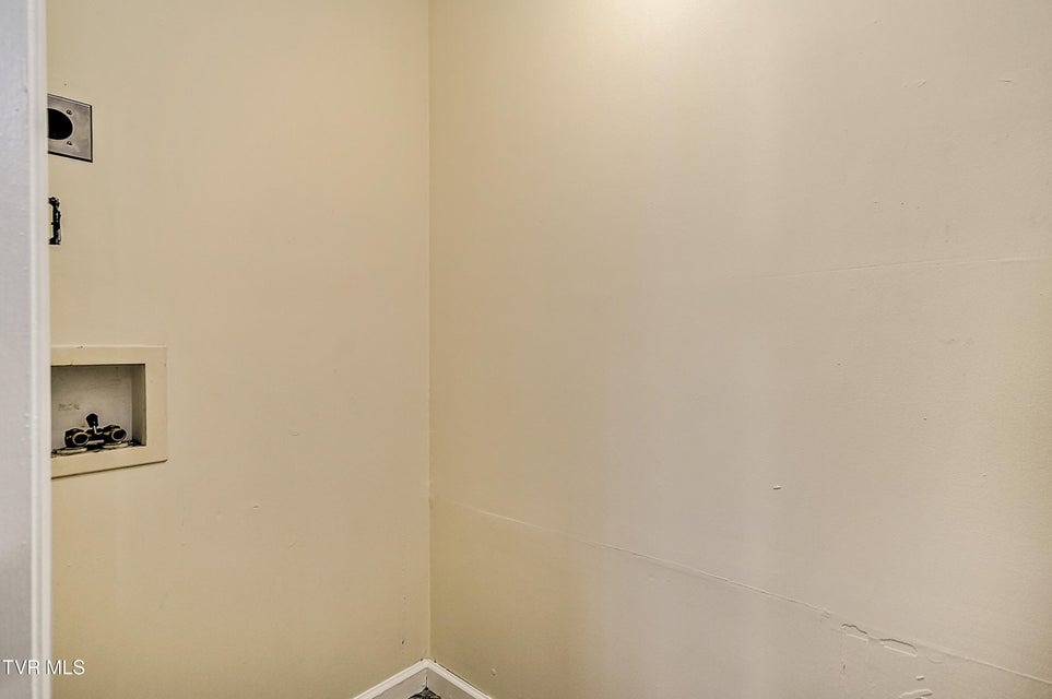 Photo #13: 508 Clinchfield Street