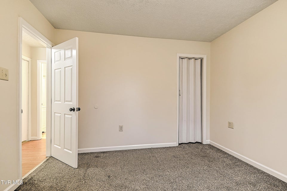 Photo #17: 508 Clinchfield Street