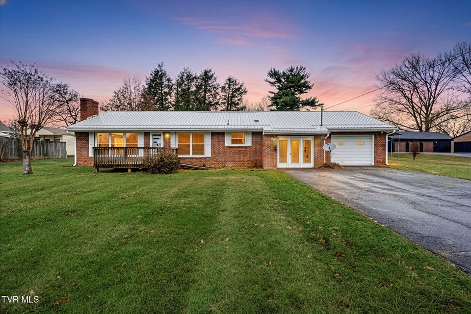 Photo #42: 121 Vines Drive