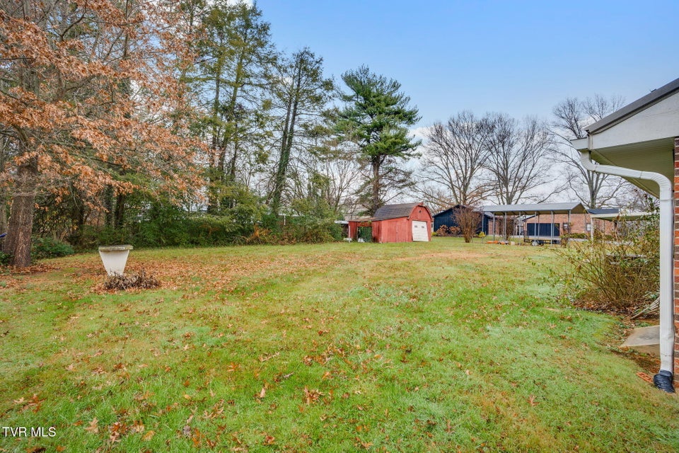 Photo #30: 121 Vines Drive