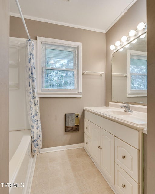 Photo #17: 121 Vines Drive