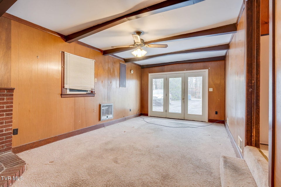 Photo #12: 121 Vines Drive