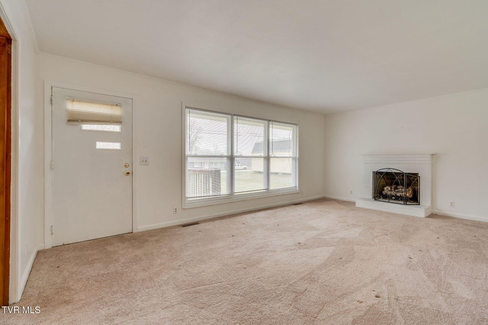 Photo #5: 121 Vines Drive