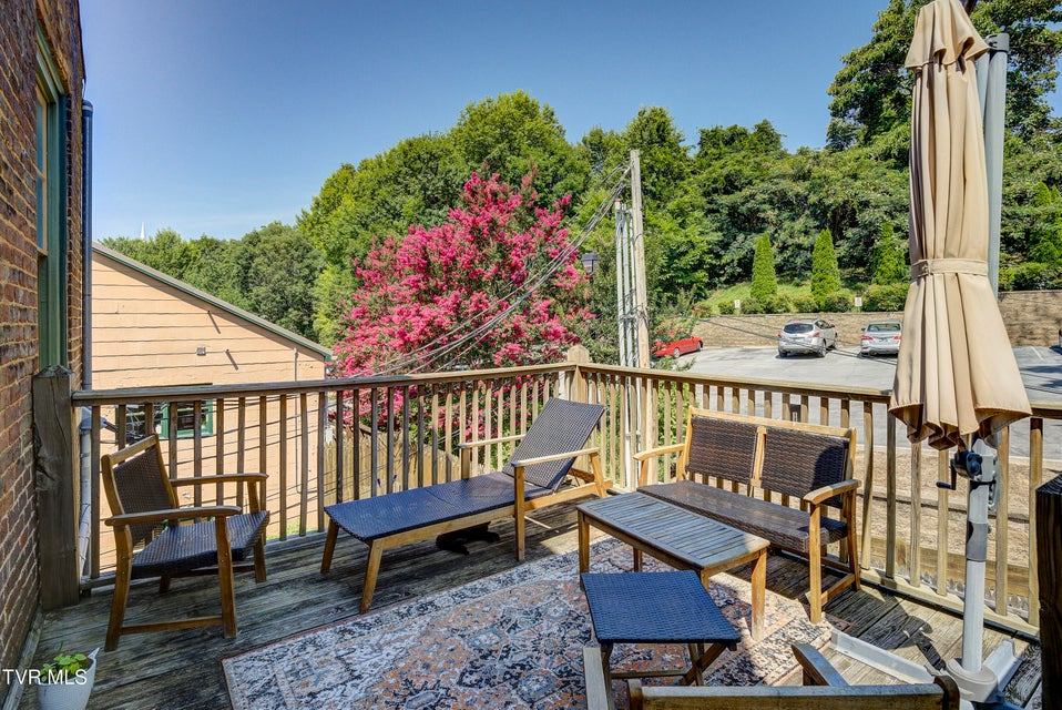 Photo #4: 109 Main Street