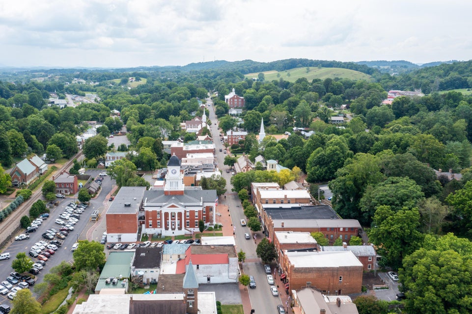 Photo #57: 109 Main Street