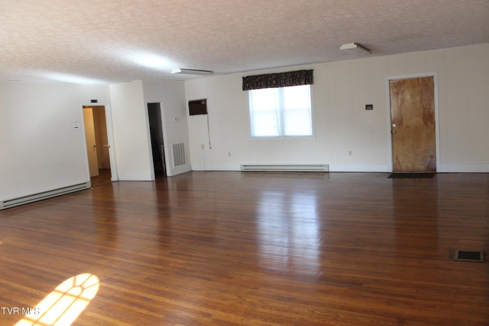 Photo #30: 339 Monarch Road