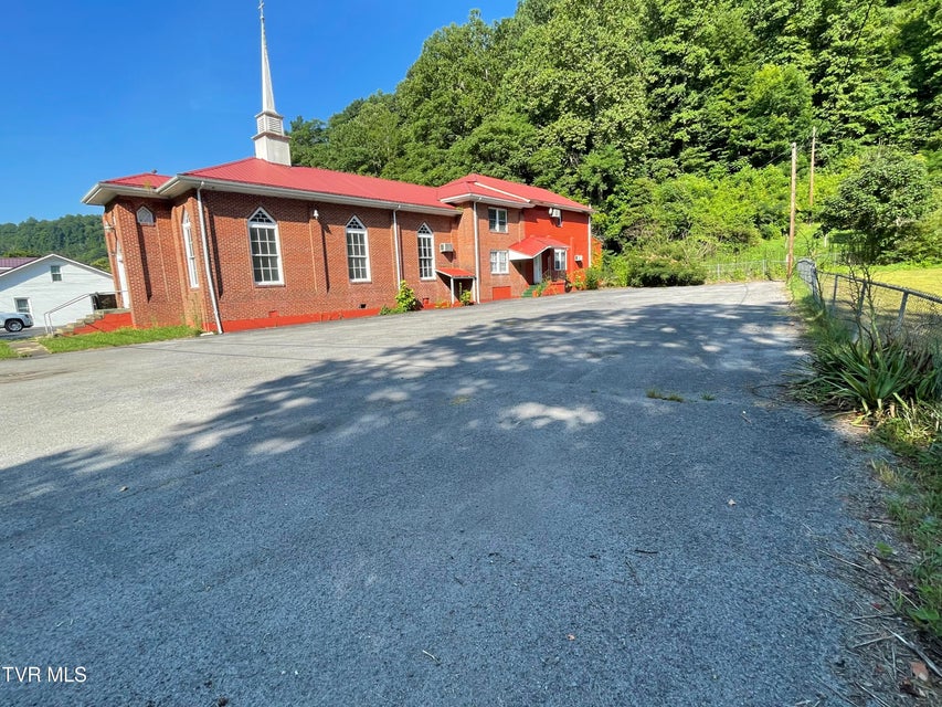 Photo #33: 339 Monarch Road