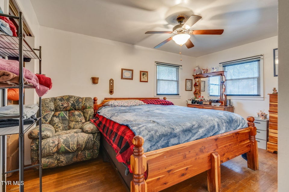 Photo #18: 104 3rd Avenue