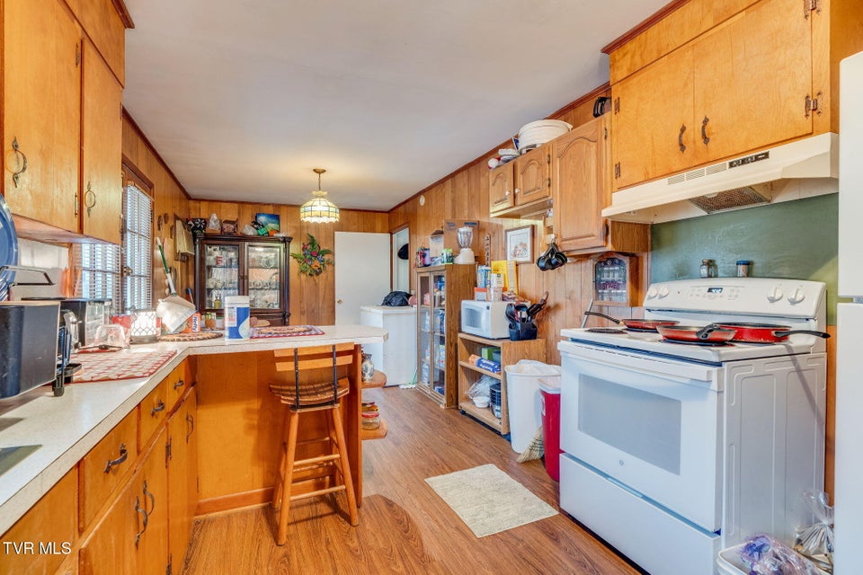 Photo #14: 104 3rd Avenue