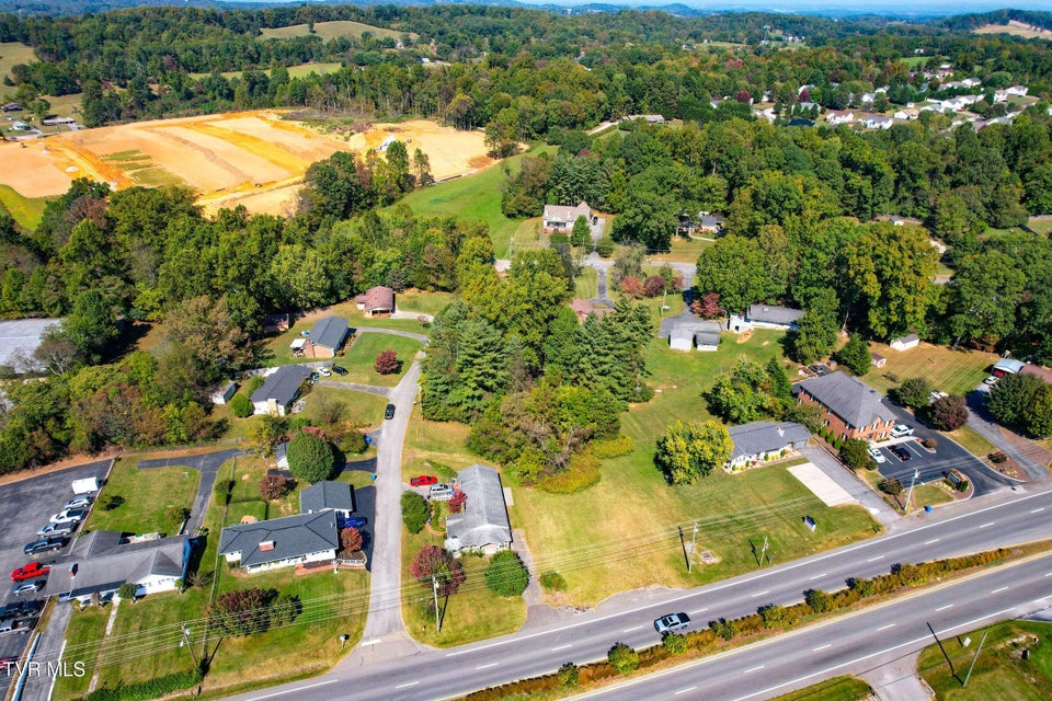 Photo #2: 1203 Jackson Boulevard