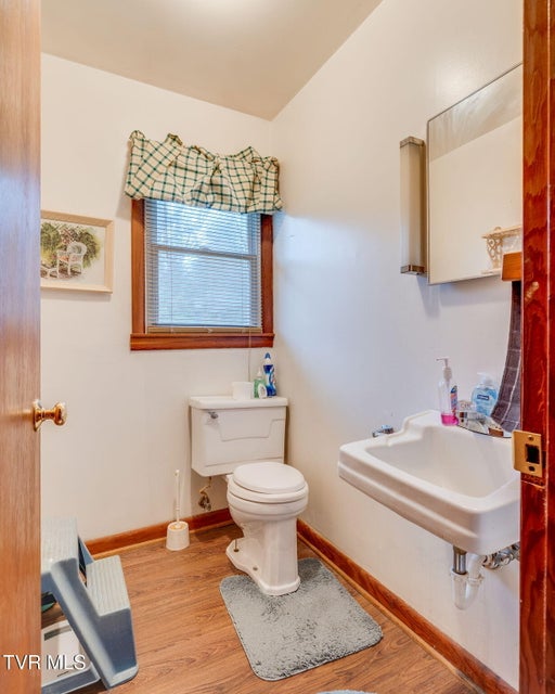 Photo #24: 104 3rd Avenue