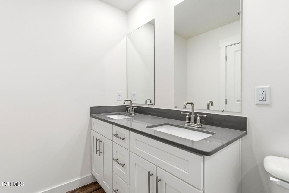 Photo #16: 1129 Wenna Way 