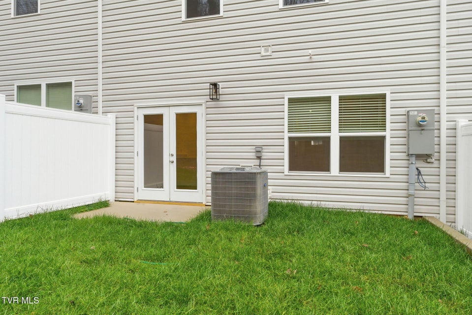 Photo #22: 1129 Wenna Way 