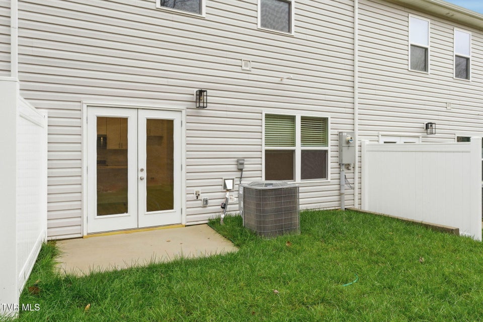 Photo #23: 1129 Wenna Way 