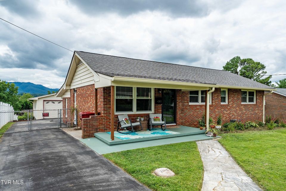 Photo #5: 311 Greenway Drive