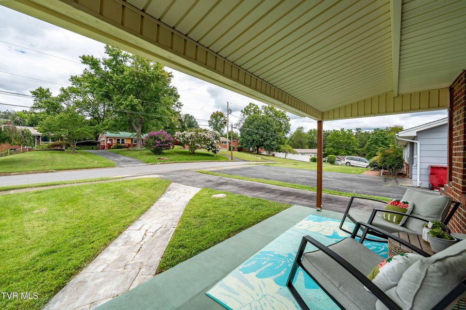 Photo #8: 311 Greenway Drive