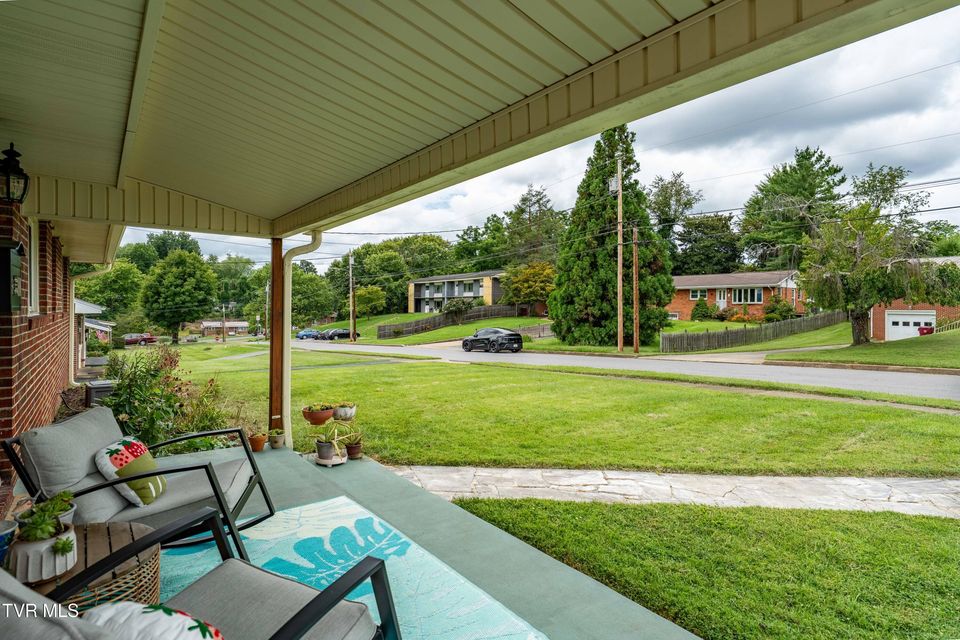 Photo #9: 311 Greenway Drive