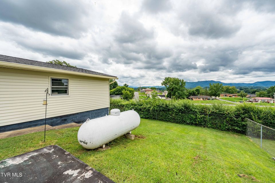 Photo #18: 311 Greenway Drive