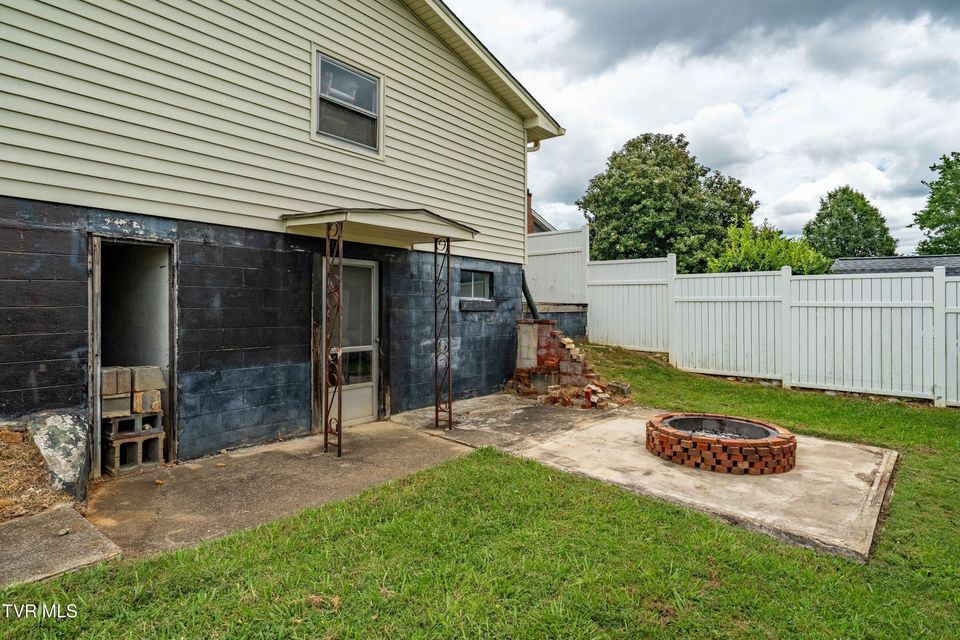 Photo #22: 311 Greenway Drive