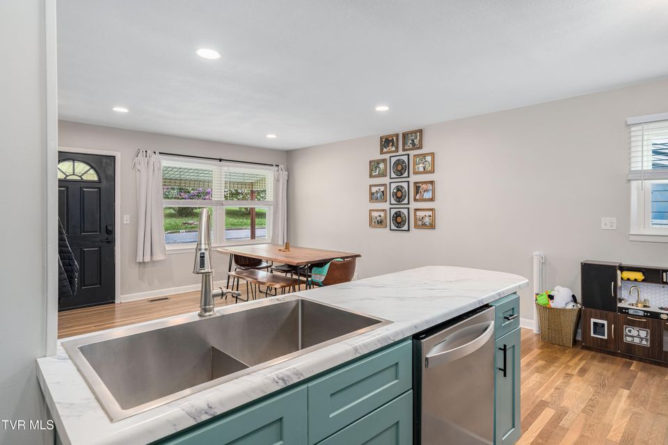 Photo #32: 311 Greenway Drive