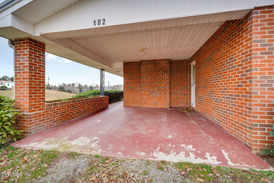 Photo #5: 102 Treadway Lane