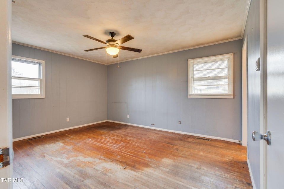 Photo #13: 102 Treadway Lane