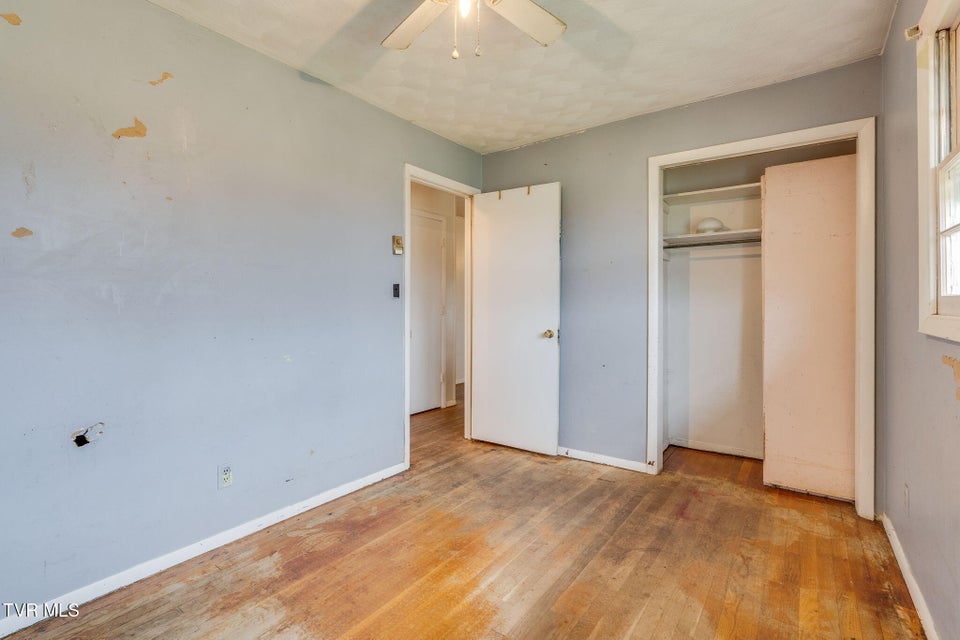 Photo #21: 102 Treadway Lane