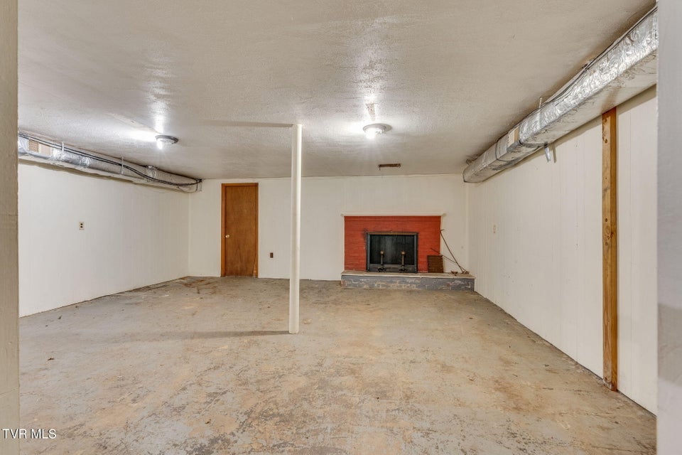 Photo #22: 102 Treadway Lane