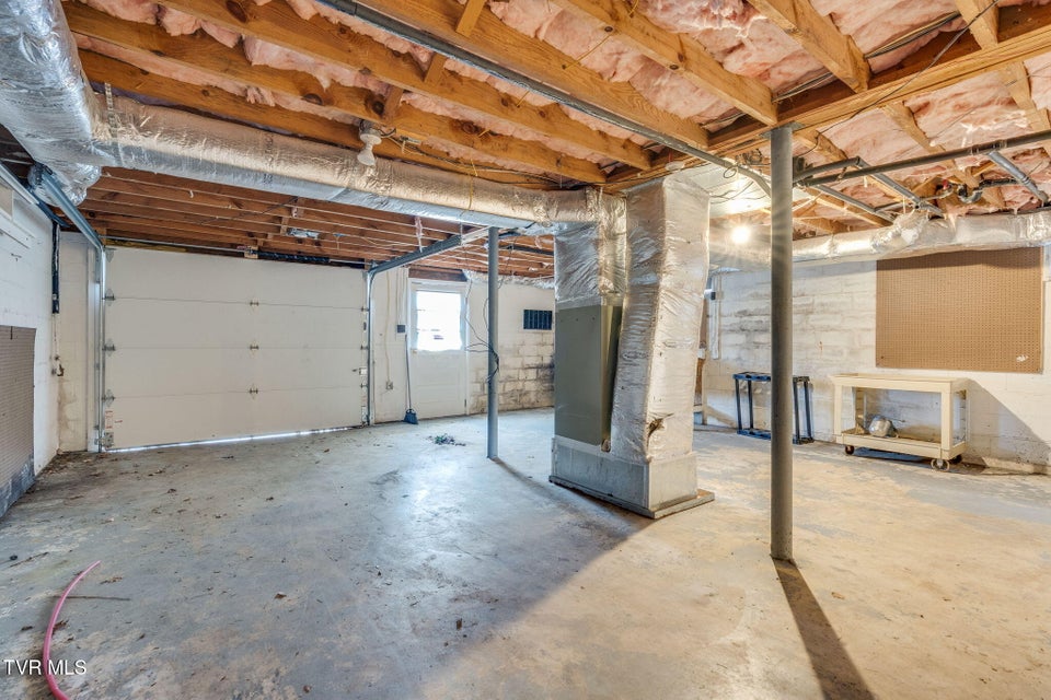 Photo #26: 102 Treadway Lane