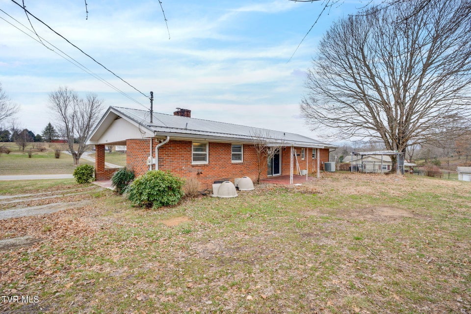 Photo #30: 102 Treadway Lane