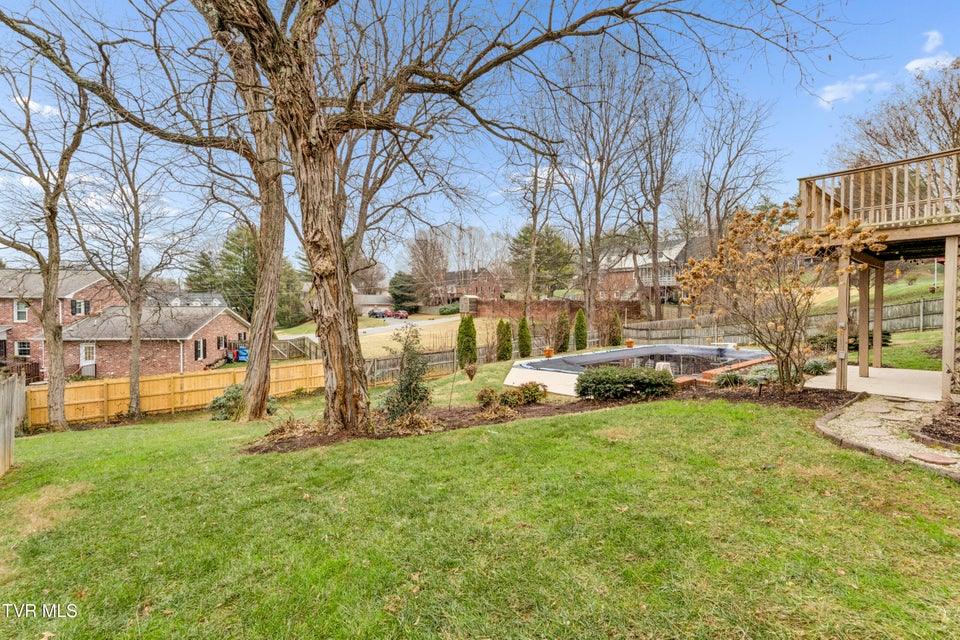 Photo #7: 2902 Greenline Road