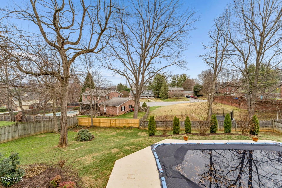 Photo #18: 2902 Greenline Road