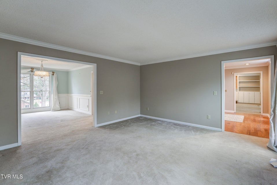 Photo #39: 2902 Greenline Road