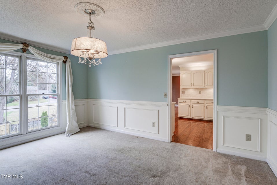 Photo #41: 2902 Greenline Road