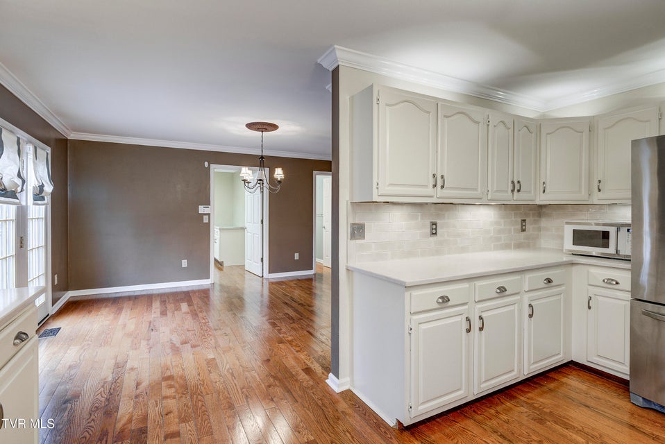 Photo #42: 2902 Greenline Road