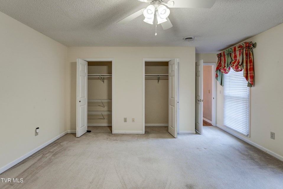 Photo #56: 2902 Greenline Road