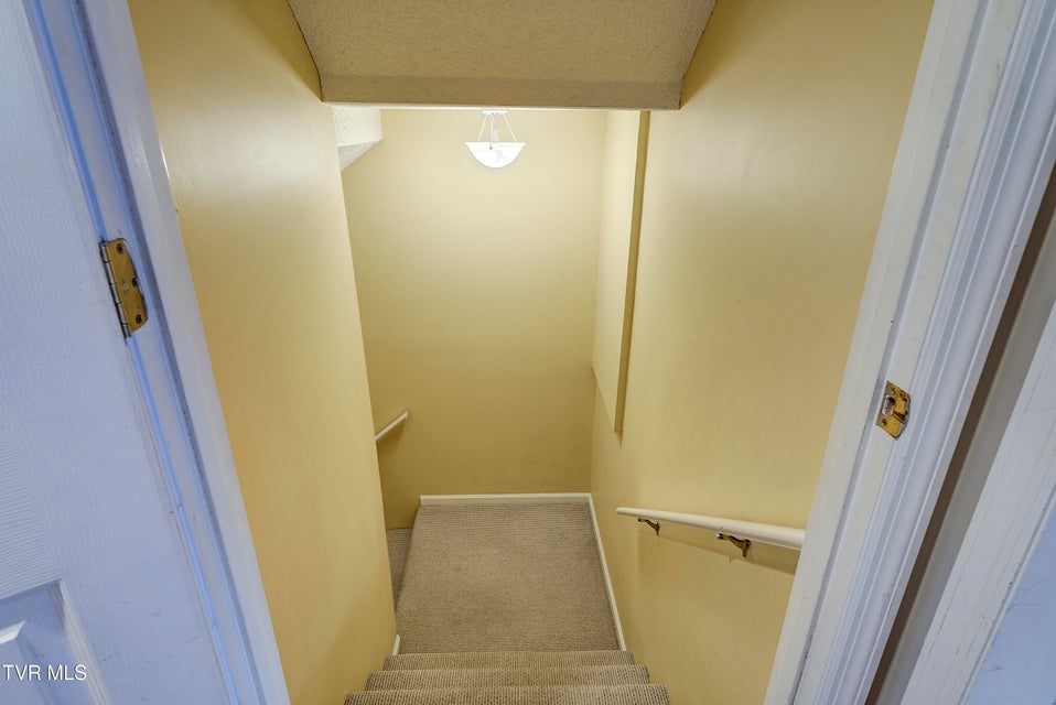 Photo #65: 2902 Greenline Road