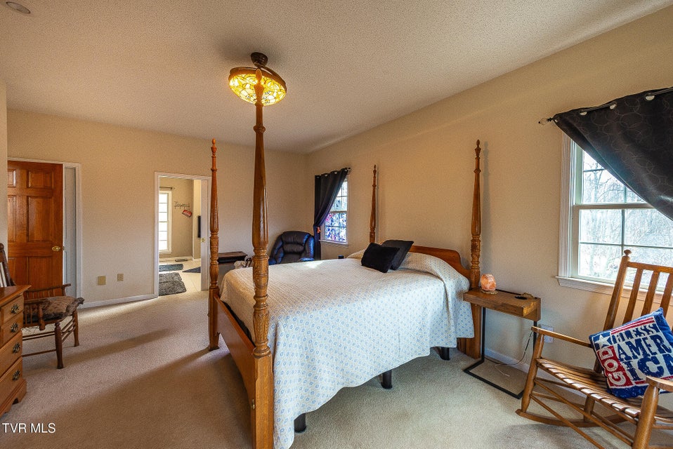 Photo #41: 512 Wood View Court