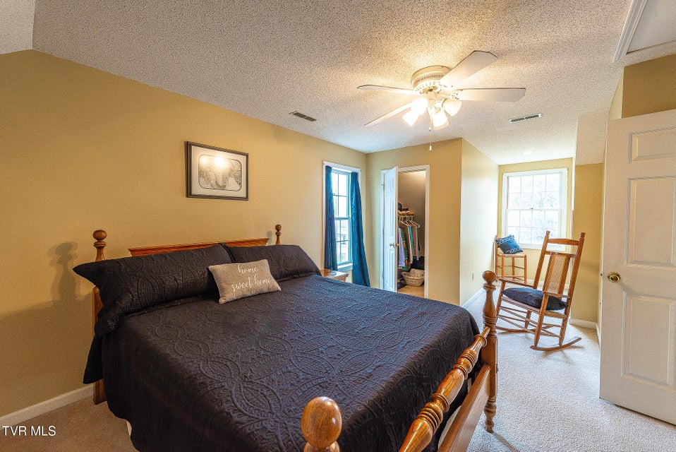 Photo #59: 512 Wood View Court