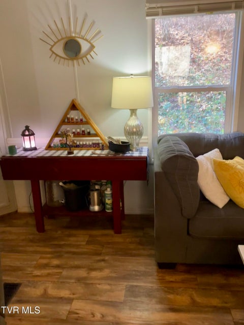 Photo #7: 4127 Middlebrook Way