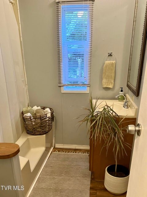 Photo #22: 4127 Middlebrook Way