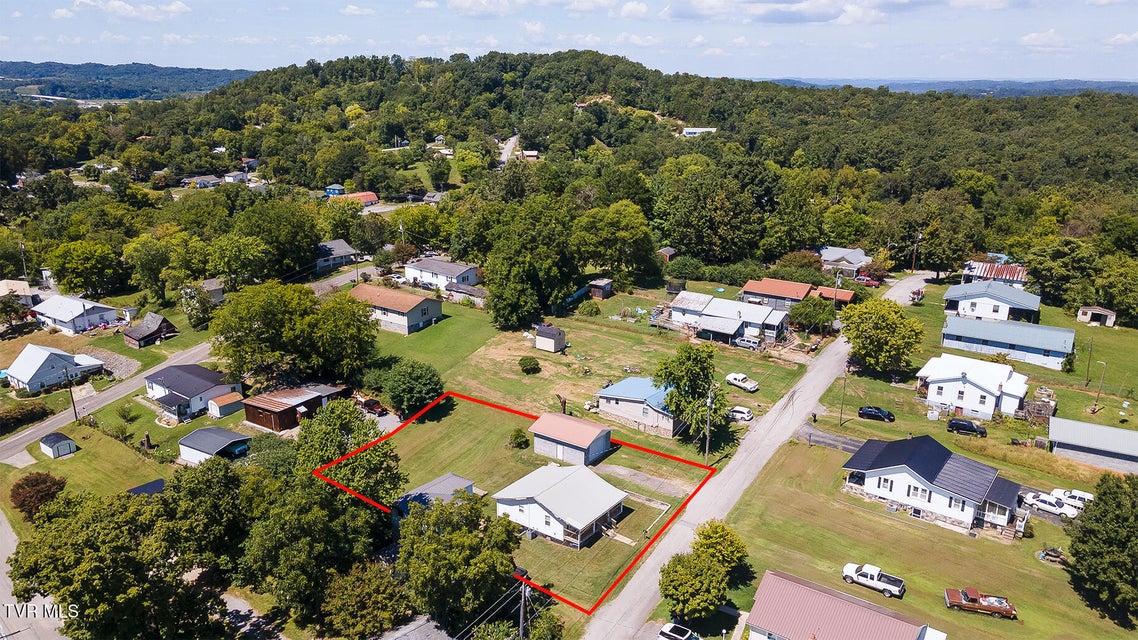 Photo #31: 213 Front Street