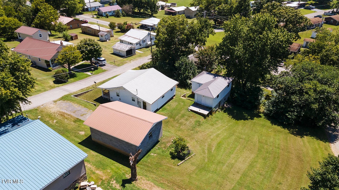 Photo #33: 213 Front Street