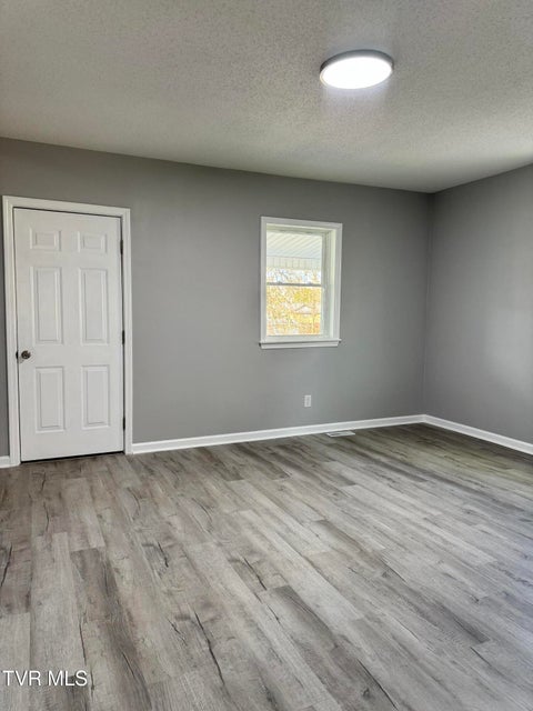 Photo #7: 2140 Randolph Street