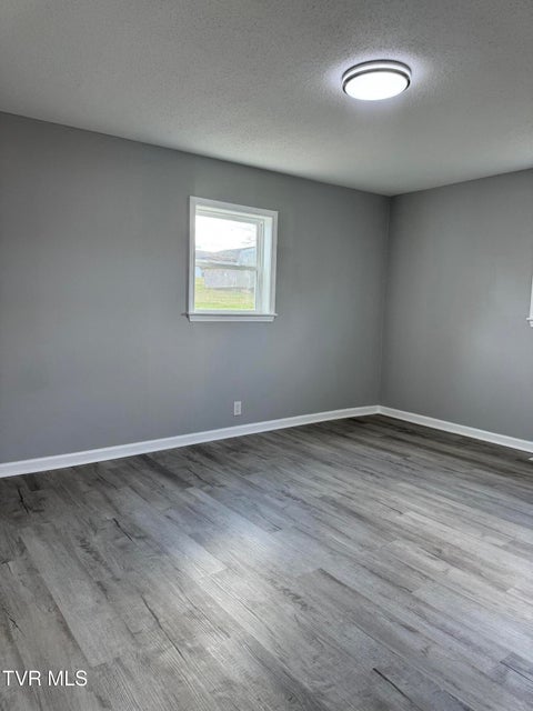 Photo #9: 2140 Randolph Street